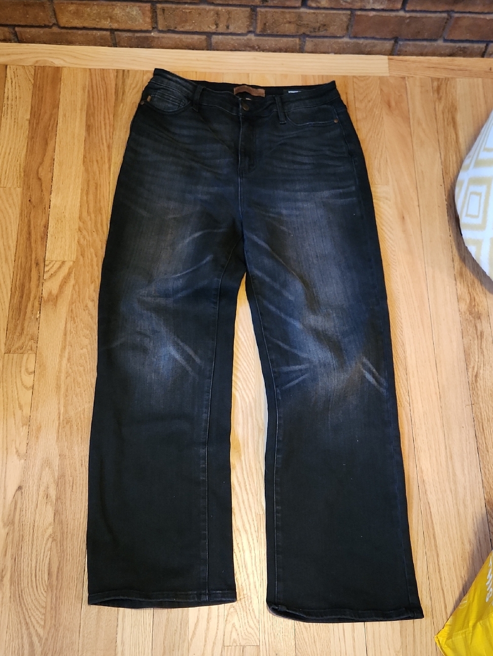 Judy Blue Black Denim Jeans Straight Fit Size 15/32 Stretchy Cotton Spandex